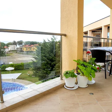 Lux Sozopoli Hills A19 и а13